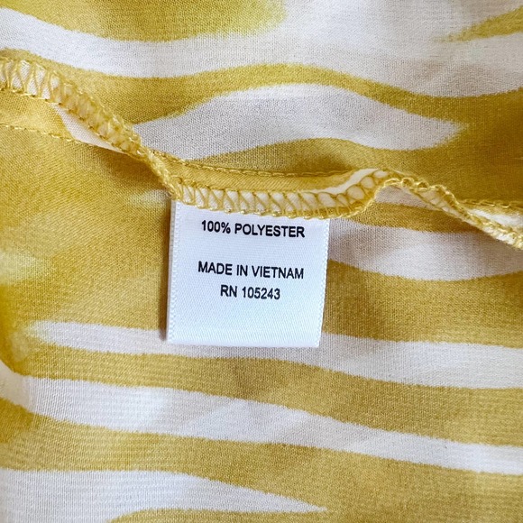 Bobeau Yellow White Animal Print Ruffle Tie Neck Blouse Women's Size X-Large XL - Picture 7 of 9